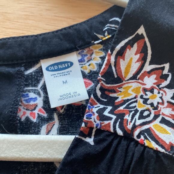 OLD NAVY floral print tank top - Picture 3 of 5